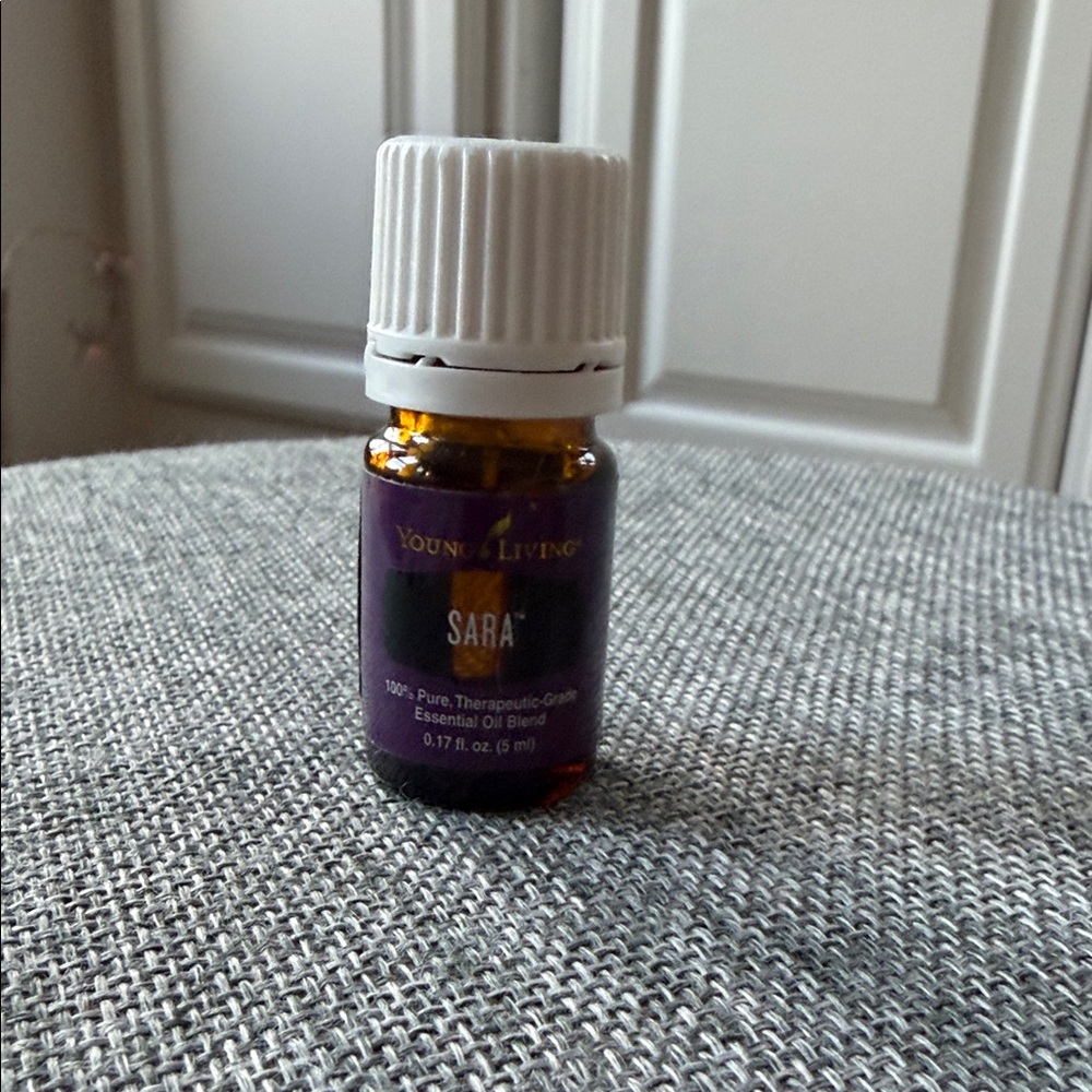 Young Living 5ml Sara Essential Oil - Deep Purple